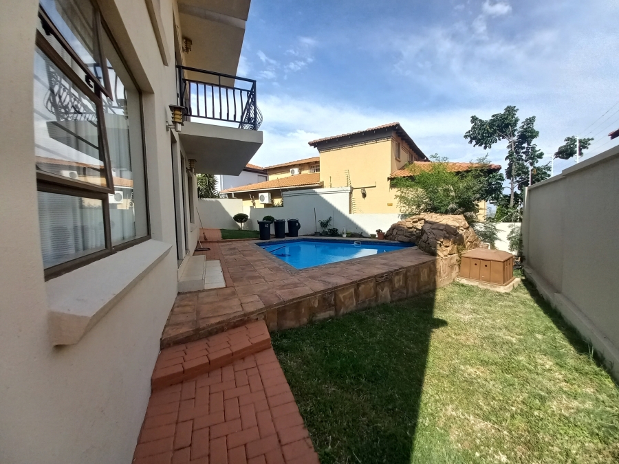 5 Bedroom Property for Sale in Cashan North West